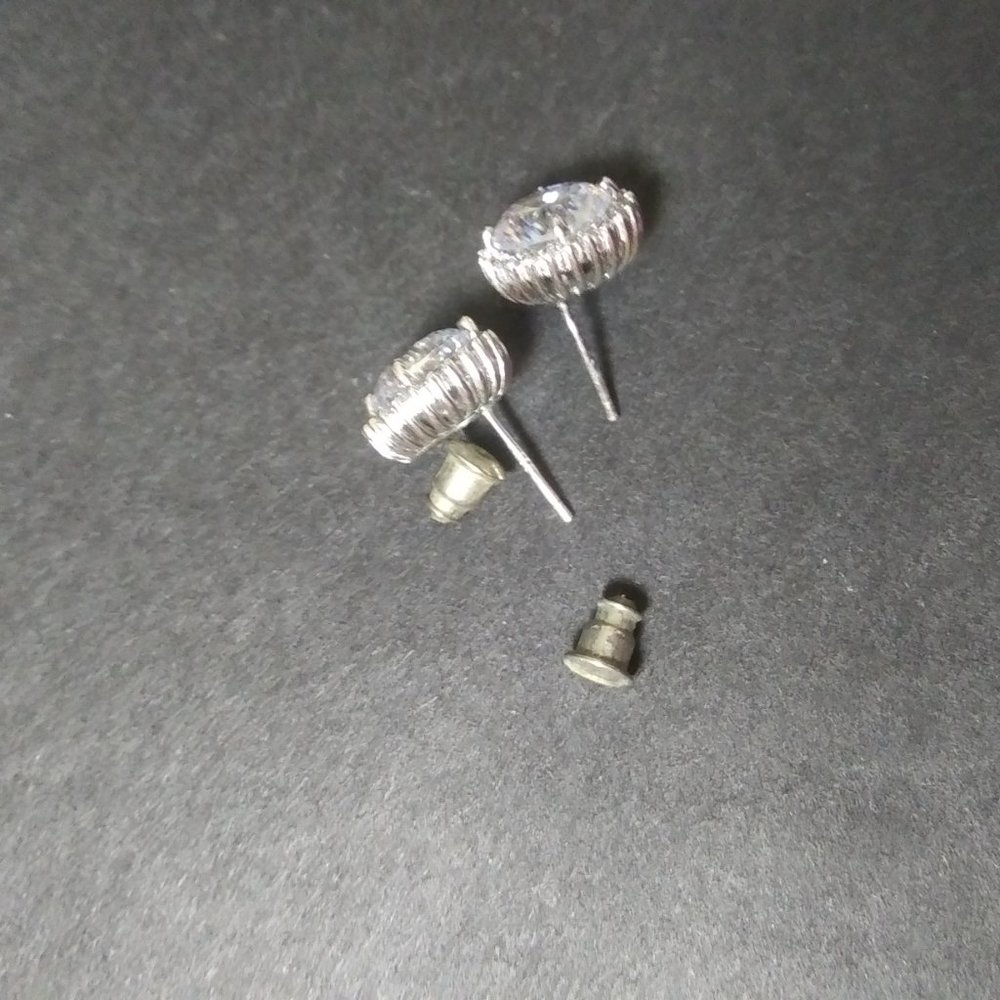 sparkly stud earrings stamped 925 china on the back - Picture 12 of 15